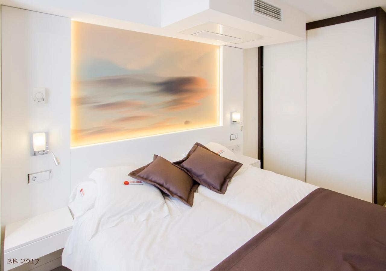 Apartamentos Ponent Peguera Exteriör bild