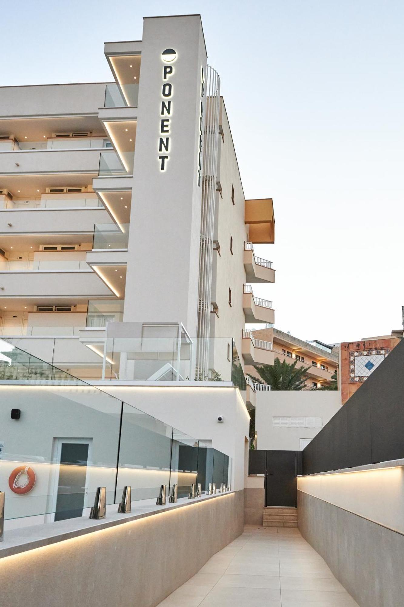 Apartamentos Ponent Peguera Exteriör bild