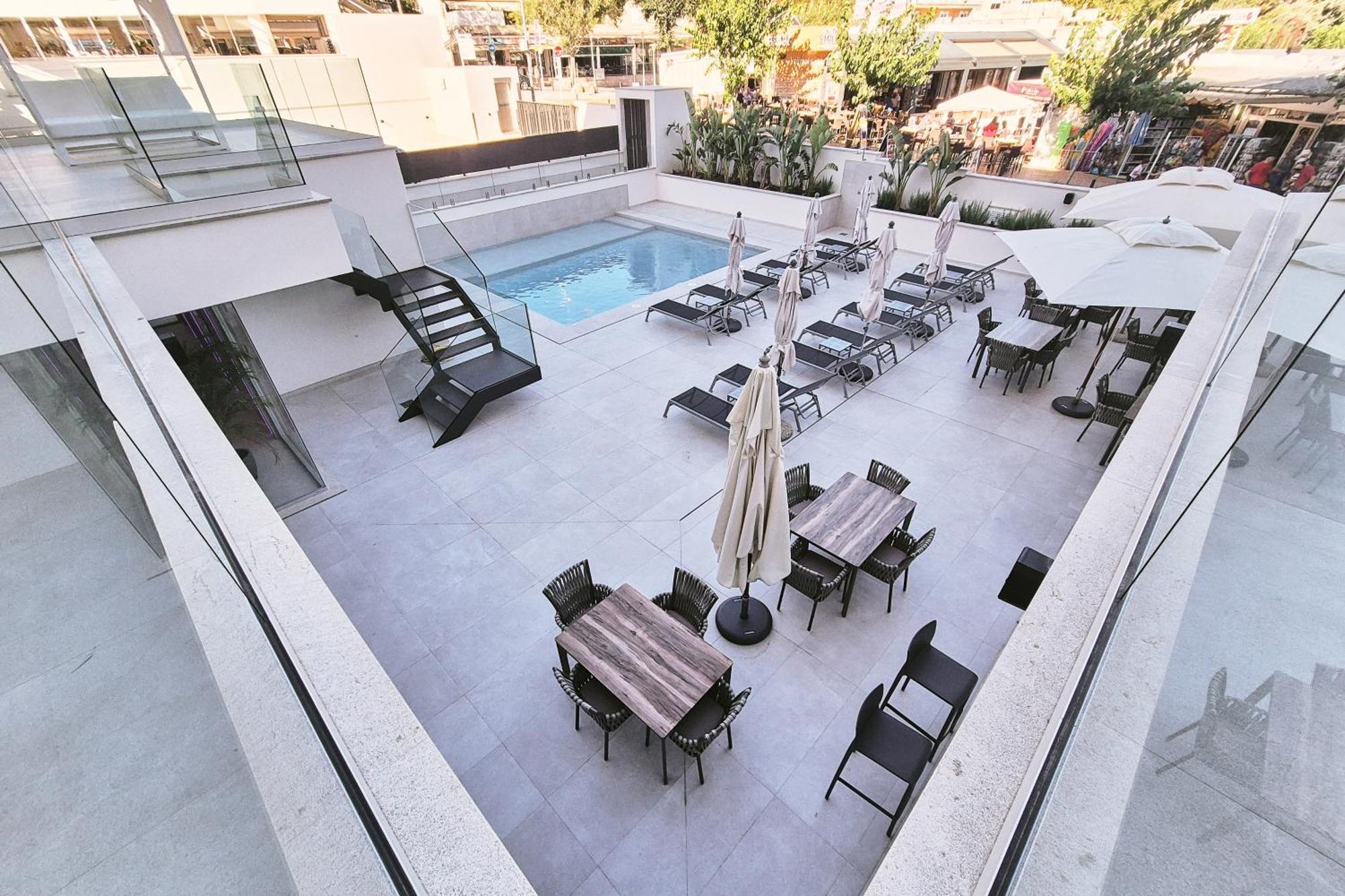 Apartamentos Ponent Peguera Exteriör bild