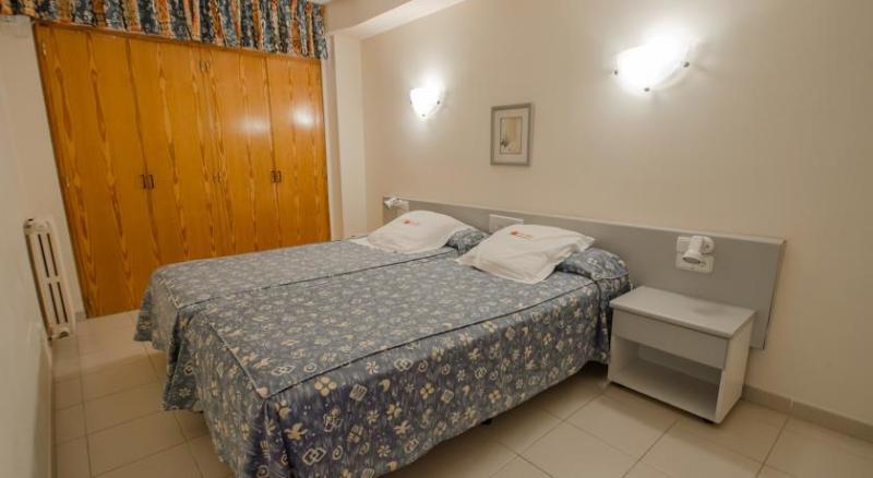 Apartamentos Ponent Peguera Exteriör bild